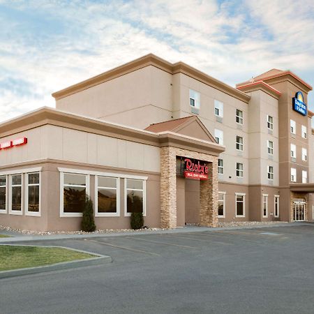 Days Inn & Suites By Wyndham Edmonton Airport Leduc Extérieur photo